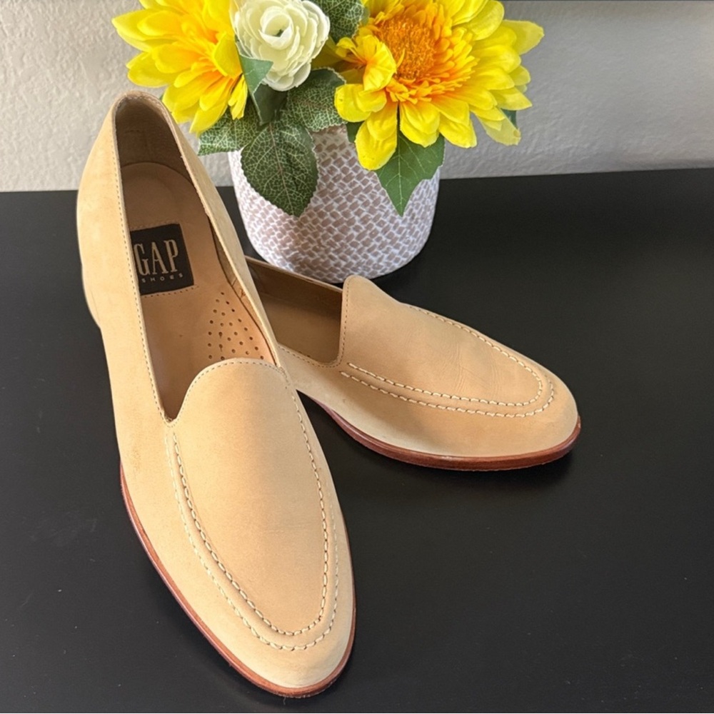 GAP Tan Women's Loafers